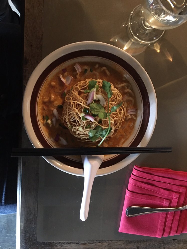 Chicken curry noodles-bangkok
